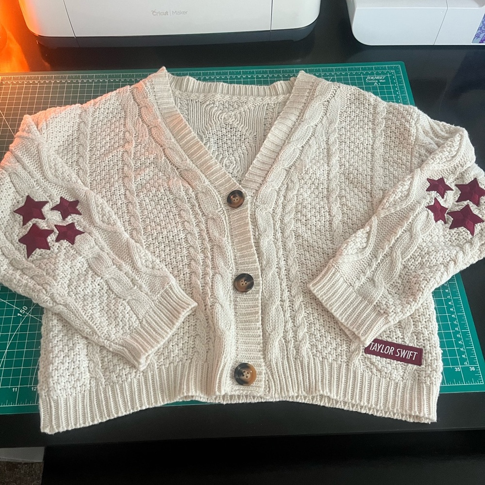 Taylor Swift RED Cardigan